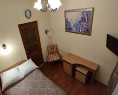 Фотография Двухместный 1-комнатный семейный номер с балконом (кор.1) в Санаторий «Колос»(Кисловодск) Фотография Двухместный 1-комнатный семейный номер с балконом (кор.1) в Санаторий «Колос»(Кисловодск)
