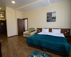 Фотография Люкс большой двухкомнатный в Спа-отель «Колизей»(Кисловодск)