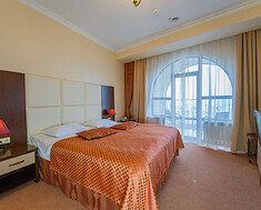 Фотография Комфорт 1 кор. 6 этаж с балконом в Отель «Панорама»(Ессентуки)